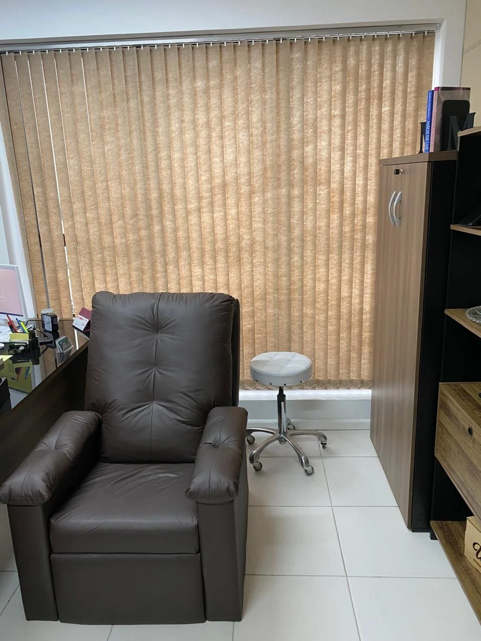 Ambiente de atendimento de psicanálise — foto 2